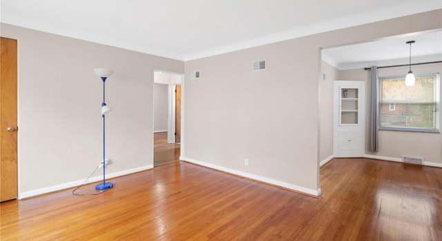 Photo of 7504 Marillac Dr, St Louis, MO 63121