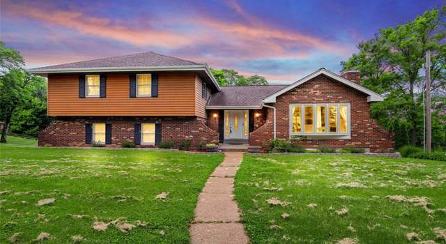 Photo of 3705 Three Oaks Ln, Bridgeton, MO 63044
