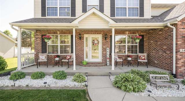 Photo of 34 Oak Leaf Dr, Maryville, IL 62062