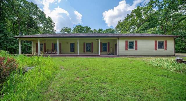 Photo of 1074 Boone Woods Trl, Augusta, MO 63332