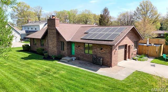Photo of 606 N Ash St, Trenton, IL 62293