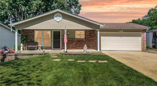 Photo of 325 Lindy Blvd, Ballwin, MO 63021