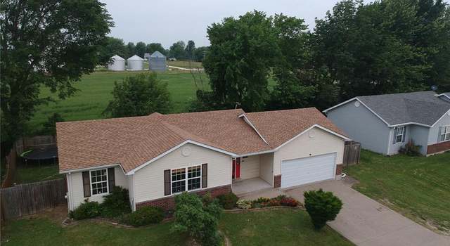 Photo of 1803 W Adams Pl, Bowling Green, MO 63334
