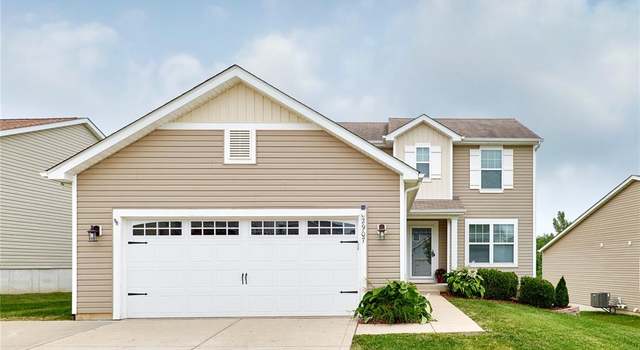 Photo of 2907 Preston Woods Trl, Lake St Louis, MO 63367
