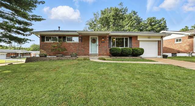 Photo of 9800 Ridgely Ln, Affton, MO 63123