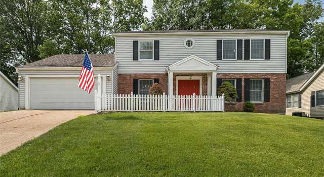Photo of 15556 Country Ridge Dr, Chesterfield, MO 63017