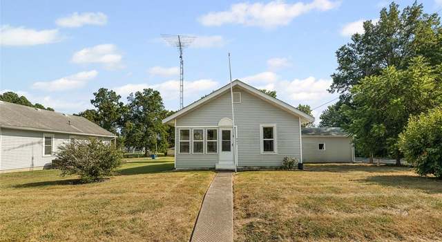 Photo of 901 E Pine St, Percy, IL 62272
