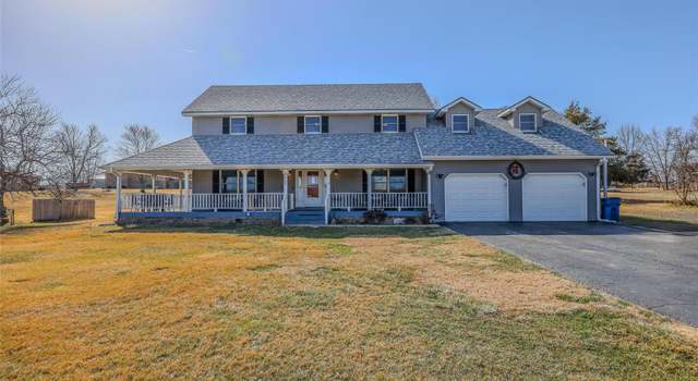 Photo of 816 Mountrose St, Lebanon, MO 65536