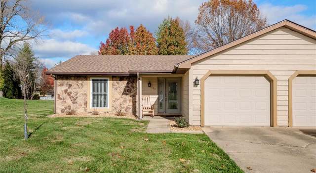 Photo of 25 Ginger Lake Dr S, Glen Carbon, IL 62034