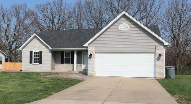 Photo of 38 Winding Trails Cir, O'fallon, MO 63366