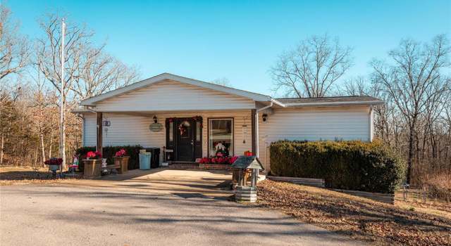 Photo of 4 Kathryn Dr, St James, MO 65559