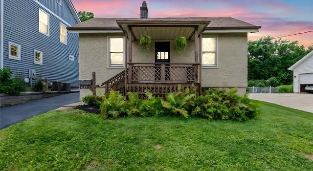 Photo of 823 N Harrison Ave, Kirkwood, MO 63122