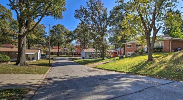 Photo of 6910 Forest Hill Dr, St Louis, MO 63121