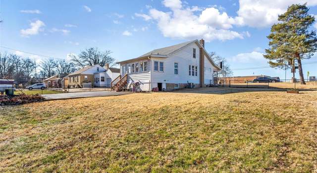 Photo of 9416 Tesson Ferry Rd, St Louis, MO 63123