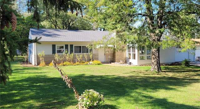 Photo of 39 Airshire, Hazelwood, MO 63042