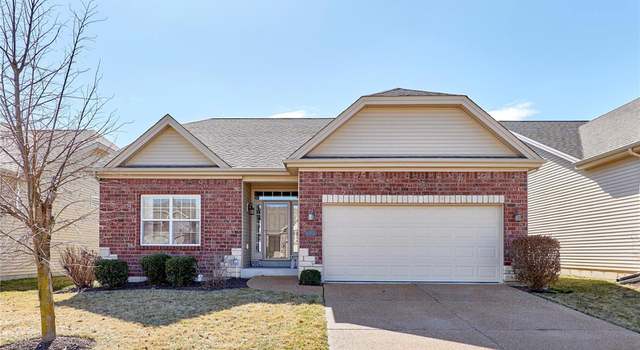 Photo of 1207 Emerald Gardens Dr, St Peters, MO 63376