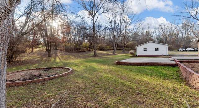 Photo of 16 Shamblin Rd, Florissant, MO 63034