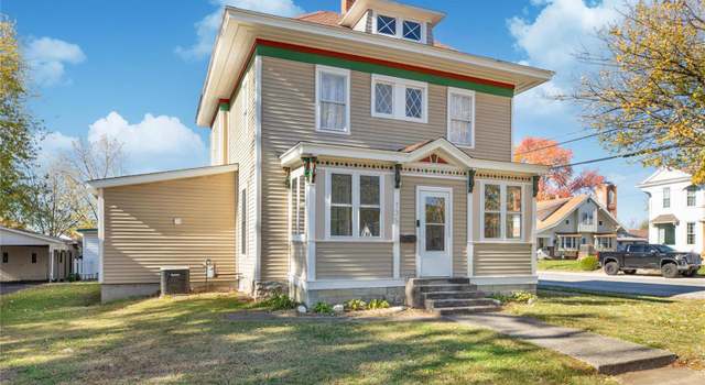 Photo of 135 N Jacksonville St, White Hall, IL 62092