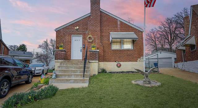 Photo of 401 Winston Dr, St Louis, MO 63125