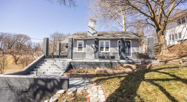 Photo of 430 Belleview Ave, Alton, IL 62002