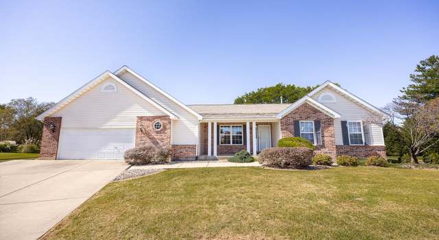 Photo of 7 7th Green Ct, Belleville, IL 62220