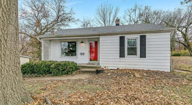 Photo of 404 Oak Ave, St Charles, MO 63301