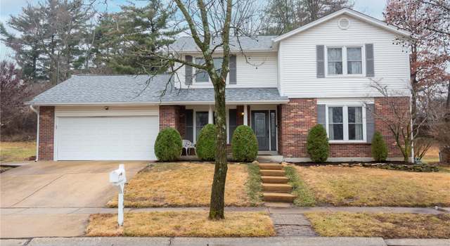 Photo of 1143 Crested View Dr, St Louis, MO 63146