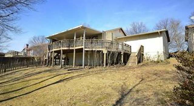 Photo of 10 Raintree Dr, St Peters, MO 63376