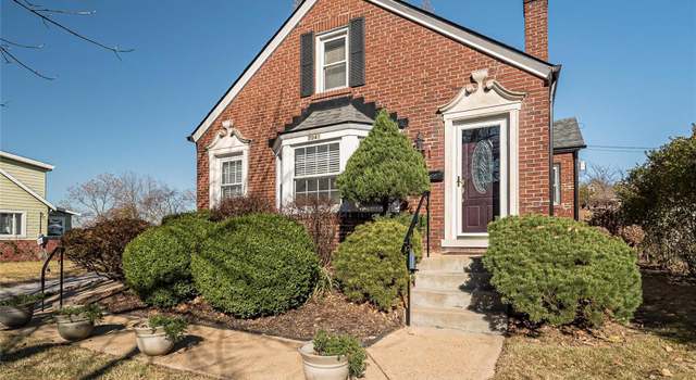 Photo of 7041 Tholozan Ave, St Louis, MO 63109