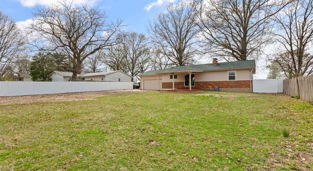 Photo of 12360 Space Dr, Florissant, MO 63033