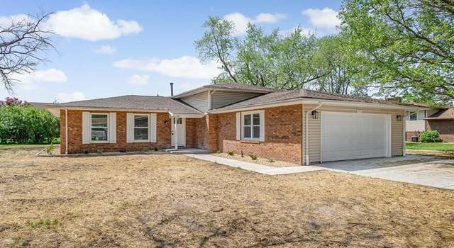 Photo of 496 E 2nd St, Trenton, IL 62293