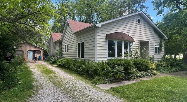 Photo of 1201 E Main St, Staunton, IL 62088