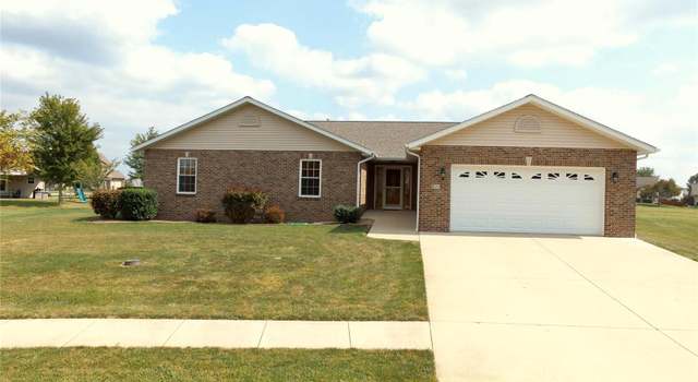 Photo of 420 Bloomfield Ct, Lebanon, IL 62254