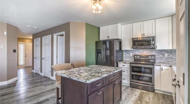 Photo of 361 Montclair Tower Dr, St Charles, MO 63303