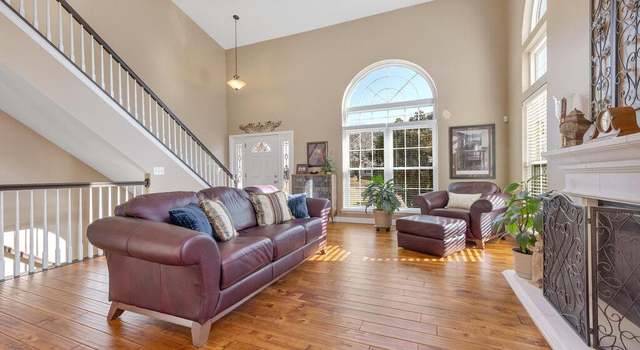 Photo of 1110 Mosswoods Ct, Fenton, MO 63026