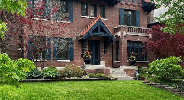Photo of 44 Kingsbury Pl, Saint Louis, MO 63112