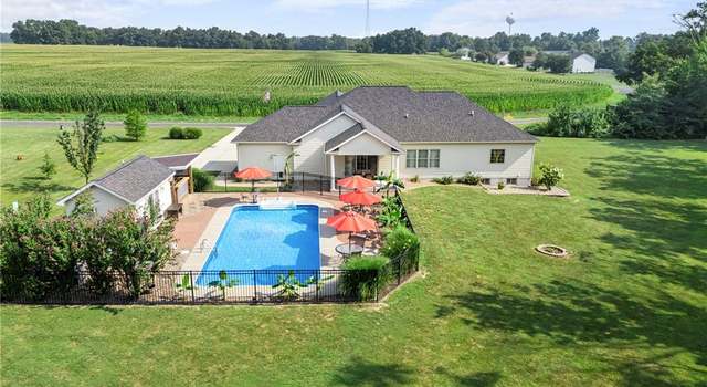 Photo of 5616 Sand Rock Rd, Smithton, IL 62285