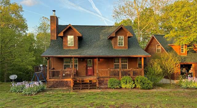Photo of 24880 Thunder Ln, St Robert, MO 65584
