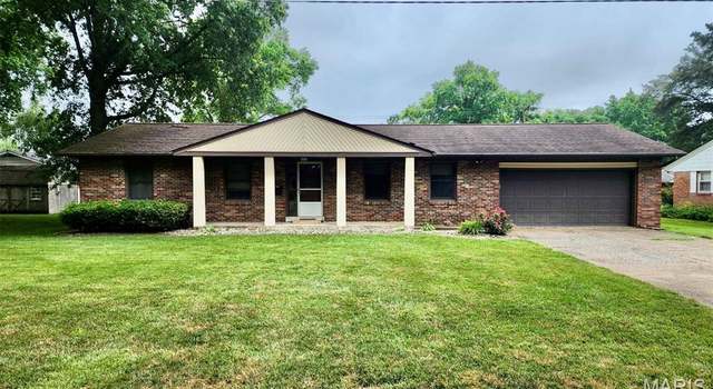 Photo of 314 W Oak St, Mascoutah, IL 62258