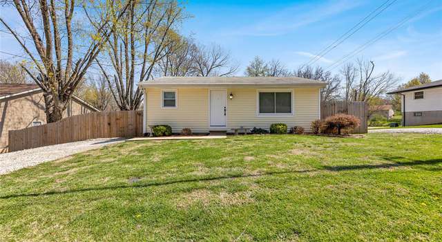 Photo of 1822 Pine Tree St, St Peters, MO 63376