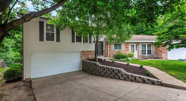 Photo of 3035 Bluffwood, St Charles, MO 63301