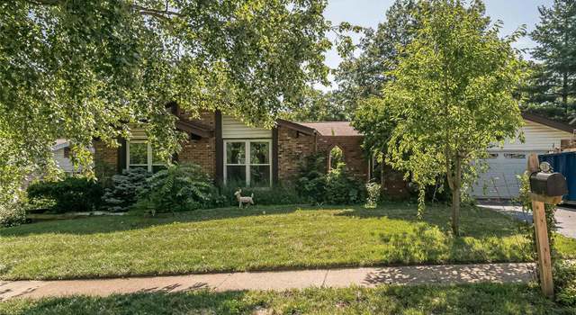 Photo of 210 Monroe Mill Dr, Ballwin, MO 63011