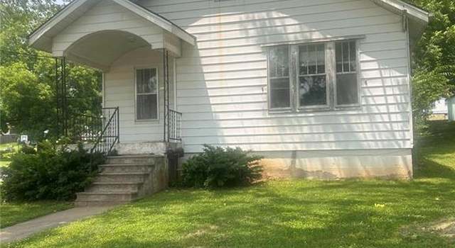 Photo of 1099 Maple St, Ste Genevieve, MO 63670