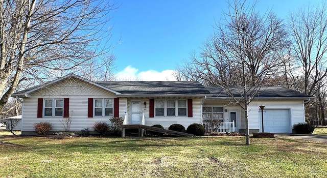 Photo of 102 Leo St, Germantown, IL 62245