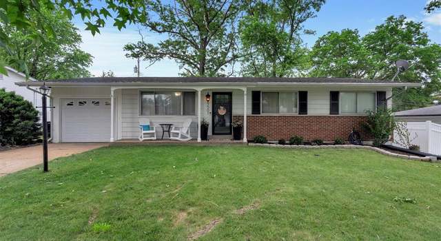 Photo of 9507 Caravan Dr, Unincorporated, MO 63126