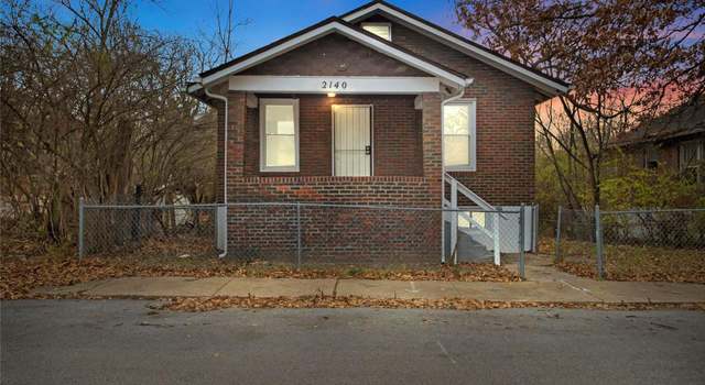 Photo of 2140 Crescent Ave, St Louis, MO 63121