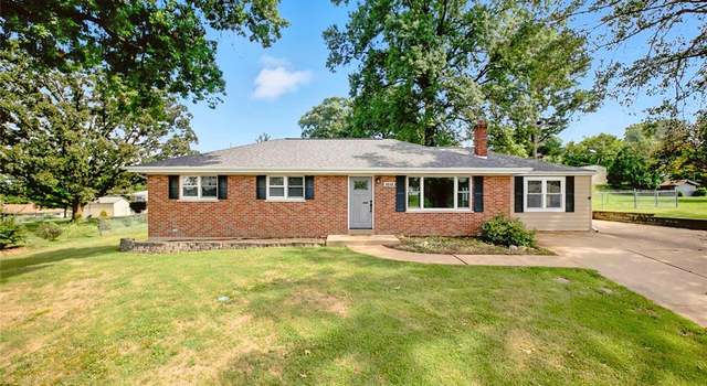 Photo of 4640 Venarde Dr, Saint Louis, MO 63128