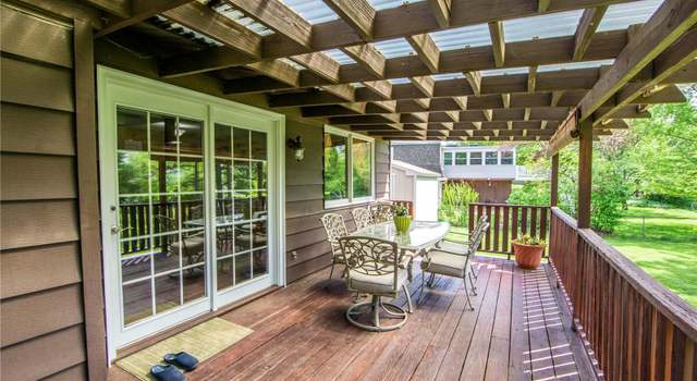 Photo of 247 Braeshire Dr, Ballwin, MO 63021