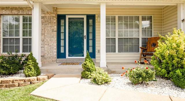 Photo of 13518 Becker Place Dr, St Louis, MO 63128