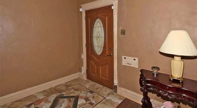 Photo of 5952 Kennerly Ave, St Louis, MO 63112